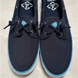 NEW Sperry Women’s Crest Sustn Boat Shoe Size 11M Navy Blue STS86406